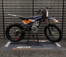 Load image into Gallery viewer, 2024 EM Escape X